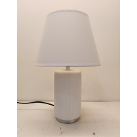 HS8819 WHITE